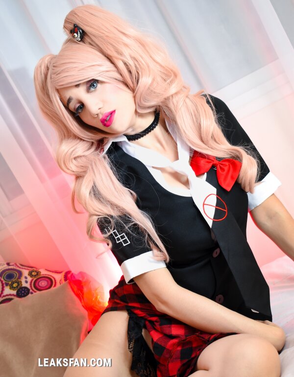 Sophie Valentine - Junko Enoshima - 45