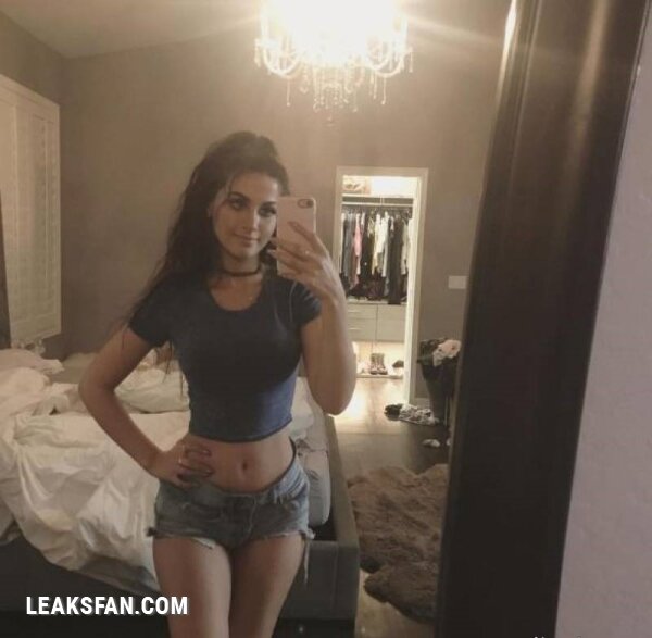 SSSniperwolf - 35