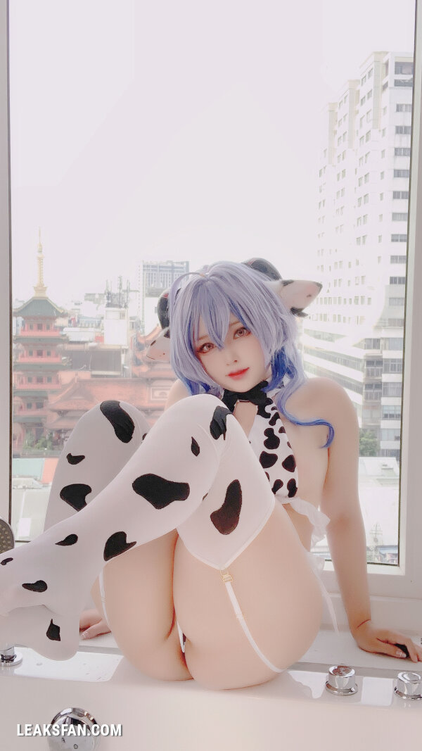 sayomomo - Ganyu Cow - 2