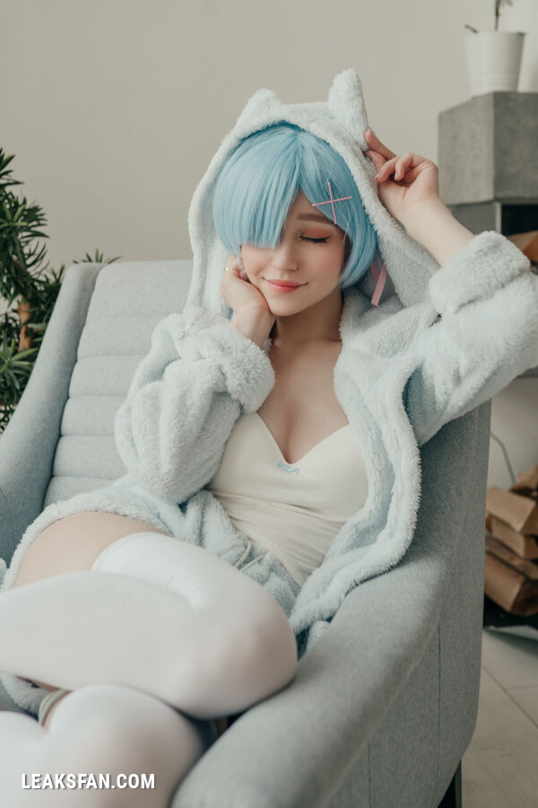 Donna Loli - Rem - 10