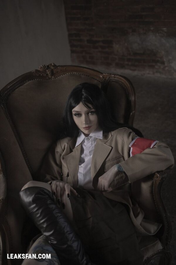 Zirael Rem - Pieck Finger (Shingeki No Kyojin) - 2