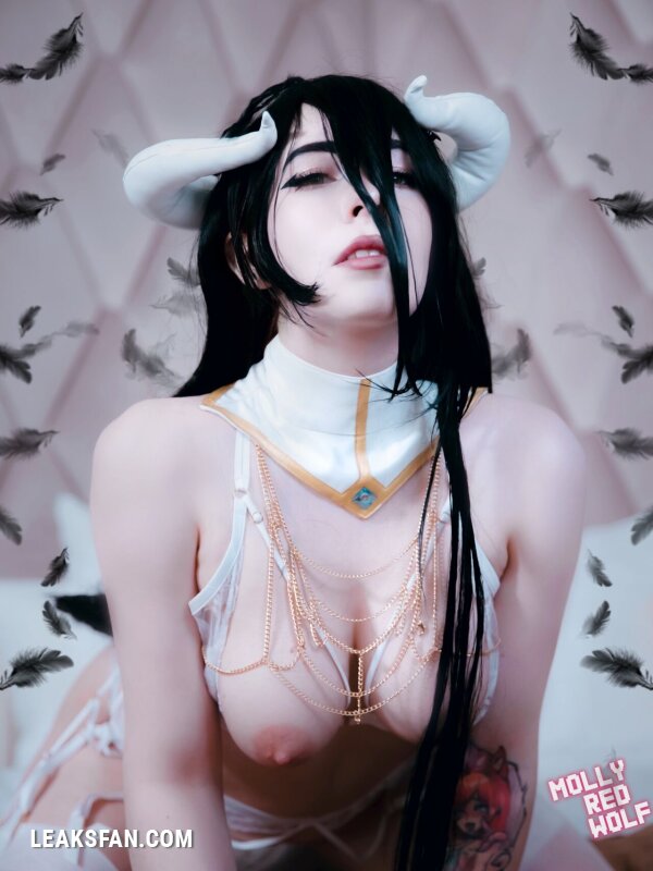 MollyRedWolf Albedo cosplay - 10