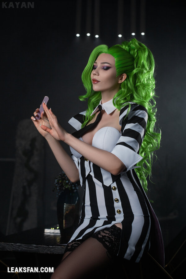 Kaya Nilson - Beetlejuice - 1