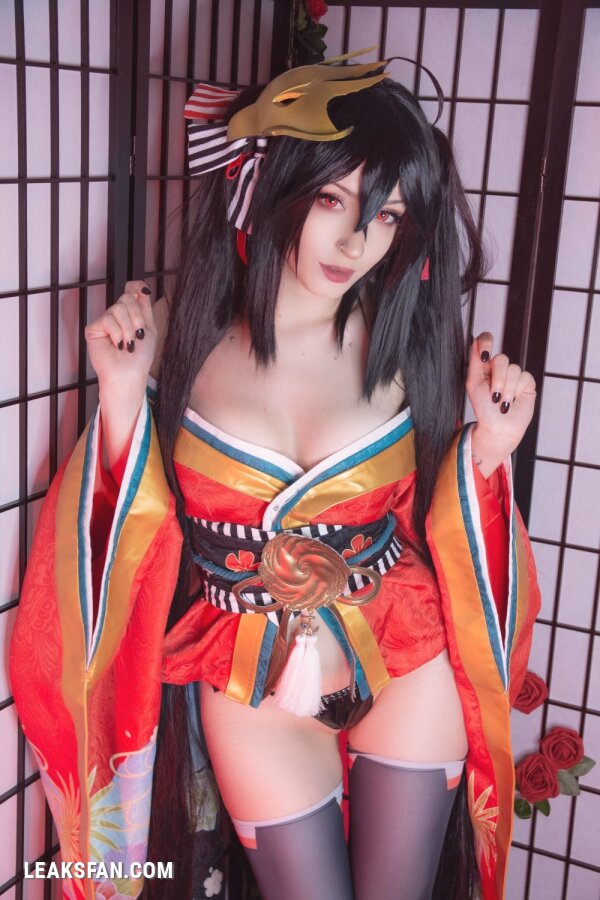 Shiro Kitsune - Taihou (Azur Lane ) - 2