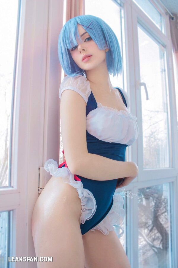 Tanya Bayer - Rem - 2