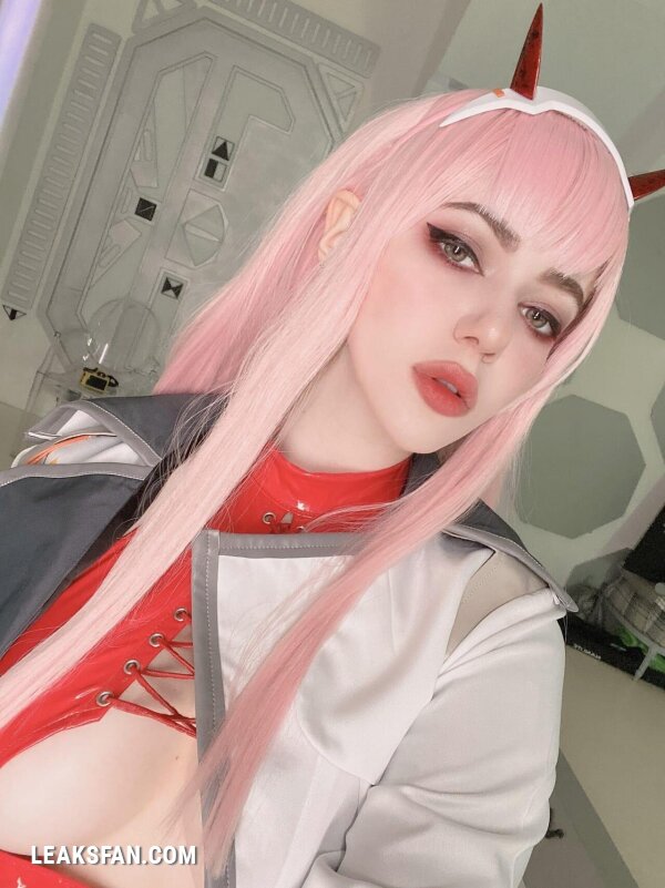 Alina Becker - Zero Two - 36