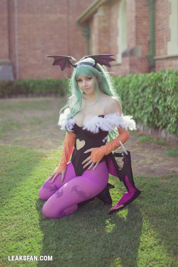 Amy Thunderbolt as Morrigan Aensland - 15