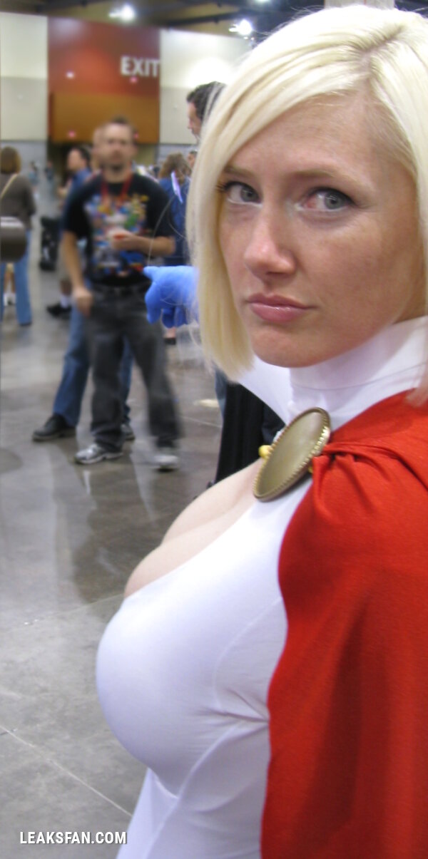 POWERGIRL - Lady Wolf Star - 2