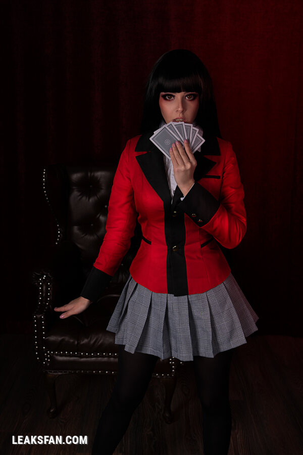 Helly von Valentine (Disharmonica) - Yumeko Jabami - 9