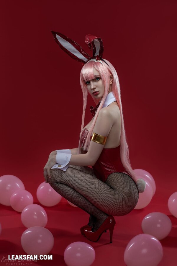 Hologana - Bunny Zero Two - 5