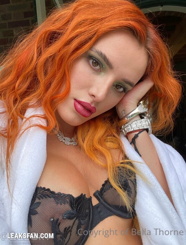 Bella Thorne - 13