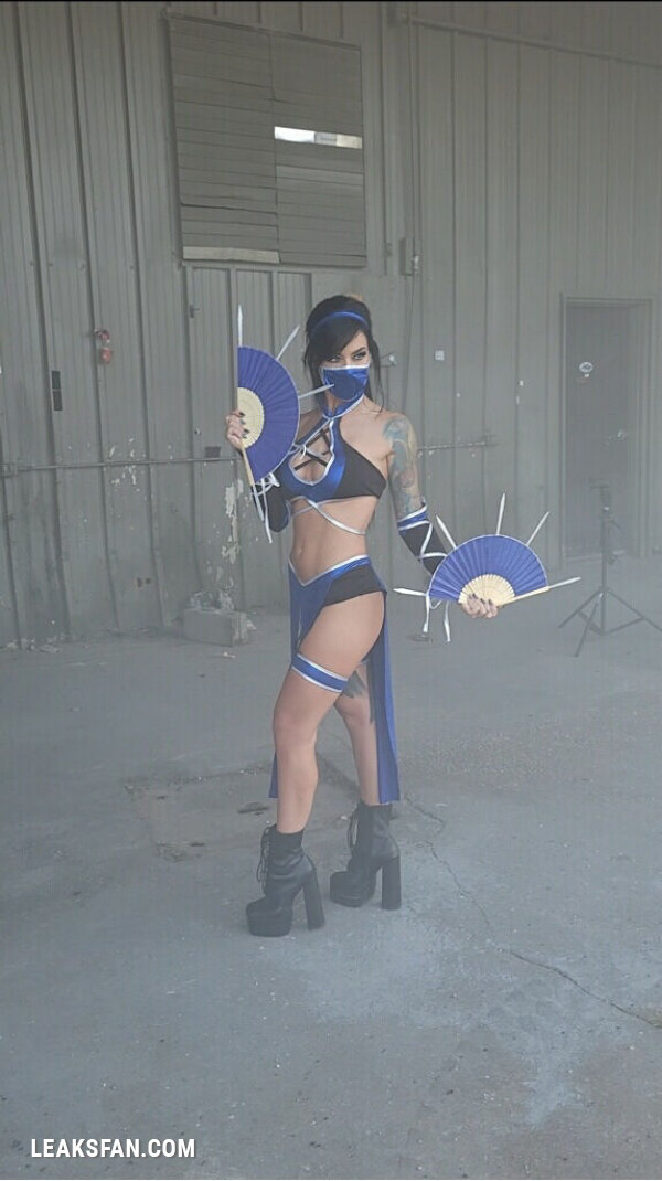 Alex Zedra - Kitana - 2