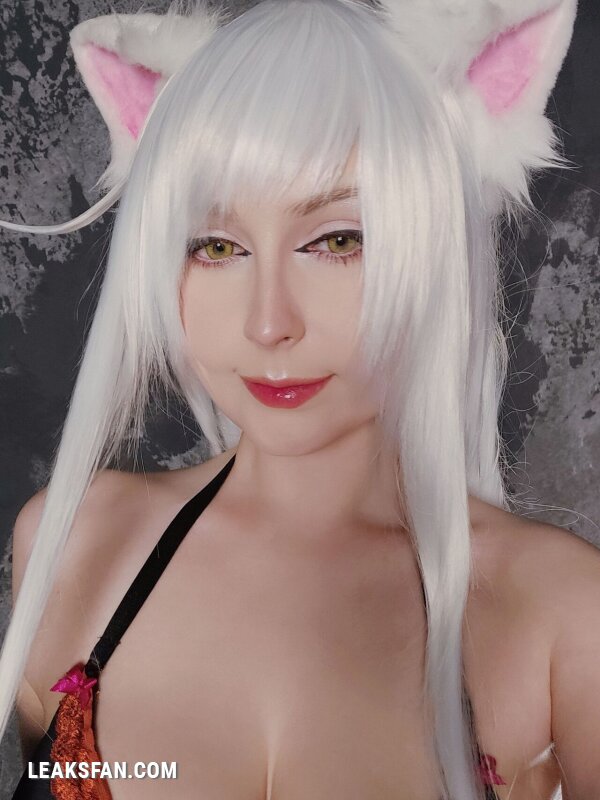 Catziilla - Black Hanekawa - 15