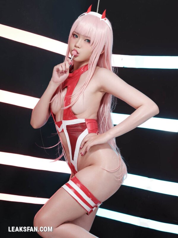 ZinieQ - Zero Two - 2