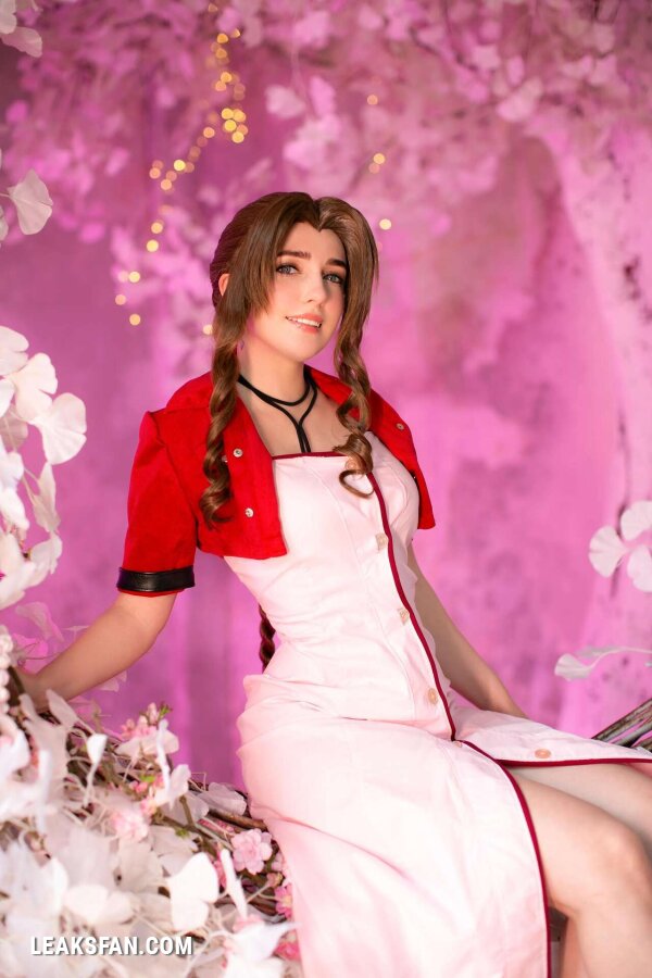 Flora Daria - Aerith - 1