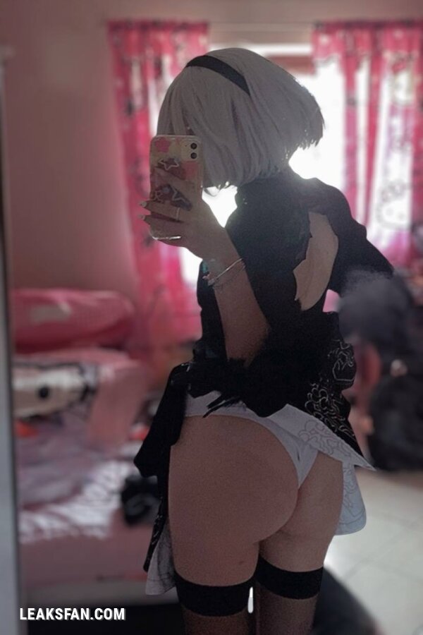 Moony Cosplay - 2B bikini - 1