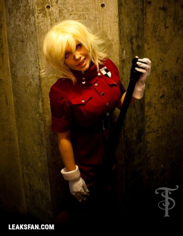 Seras Victoria (Hellsing) by Brittany Bors. - 0