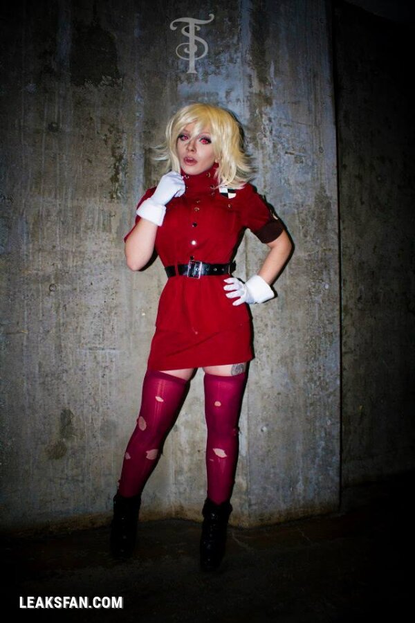 Seras Victoria (Hellsing) by Brittany Bors. - 20