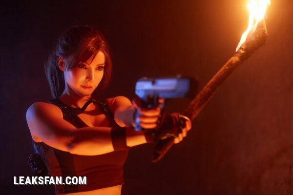 Enji Night - Lara Croft - 27