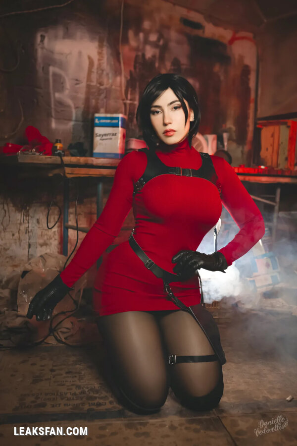 Danielle Vedovelli - Ada Wong - 8