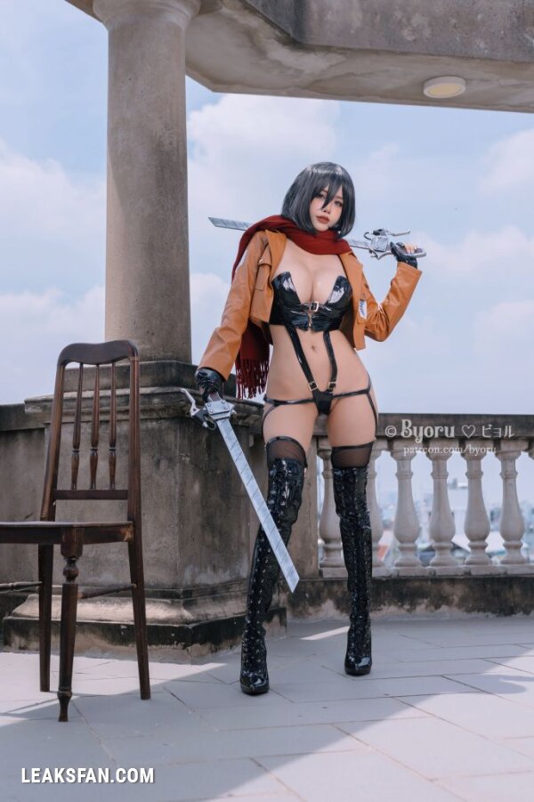 Byoru - Mikasa (Shingeki No Kiojin) - 0