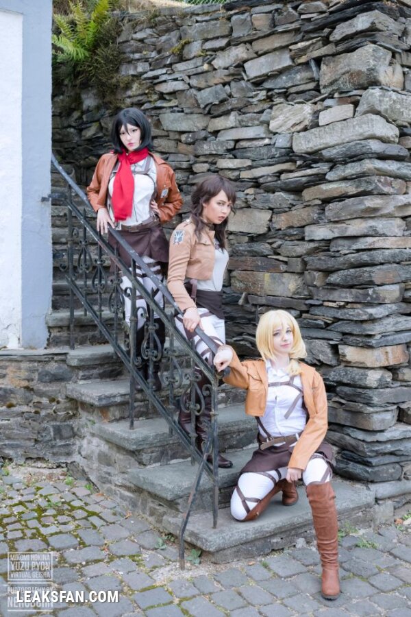 Mikomi Hokina, Virtual Geisha &amp;amp; Yuzupyon - Mikasa, Historia &amp;amp; genderbend Eren (Shingeki no kyojin) - 0