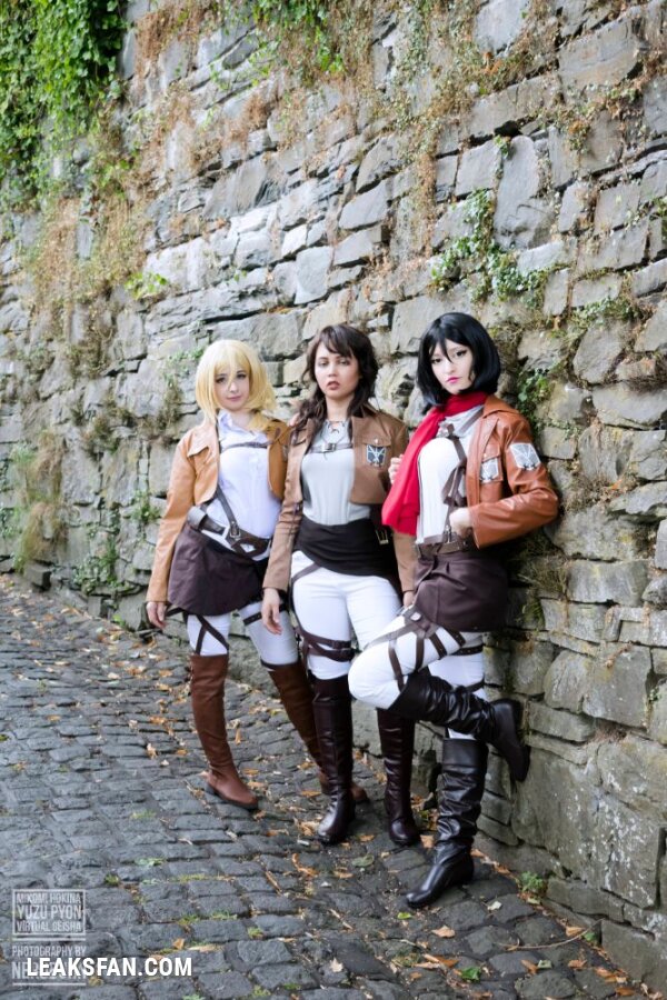 Mikomi Hokina, Virtual Geisha &amp;amp; Yuzupyon - Mikasa, Historia &amp;amp; genderbend Eren (Shingeki no kyojin) - 0