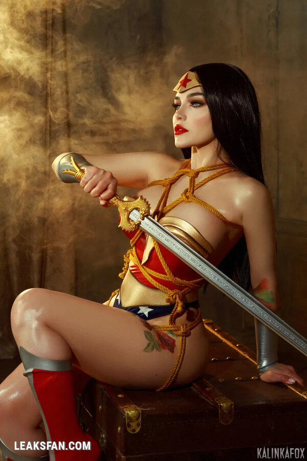 Kalinka Fox - Wonder Woman Shibari - 0