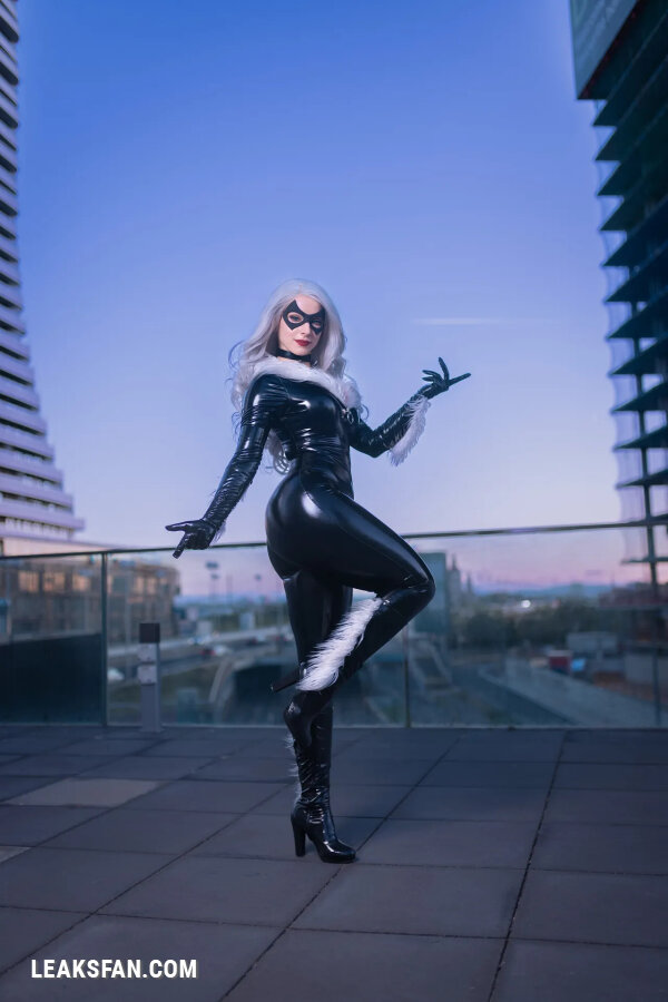 Enji Night - Black Cat - 1