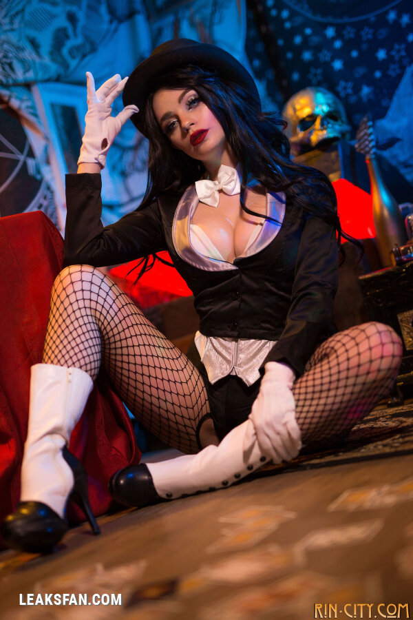 Zatanna Zatara - 1