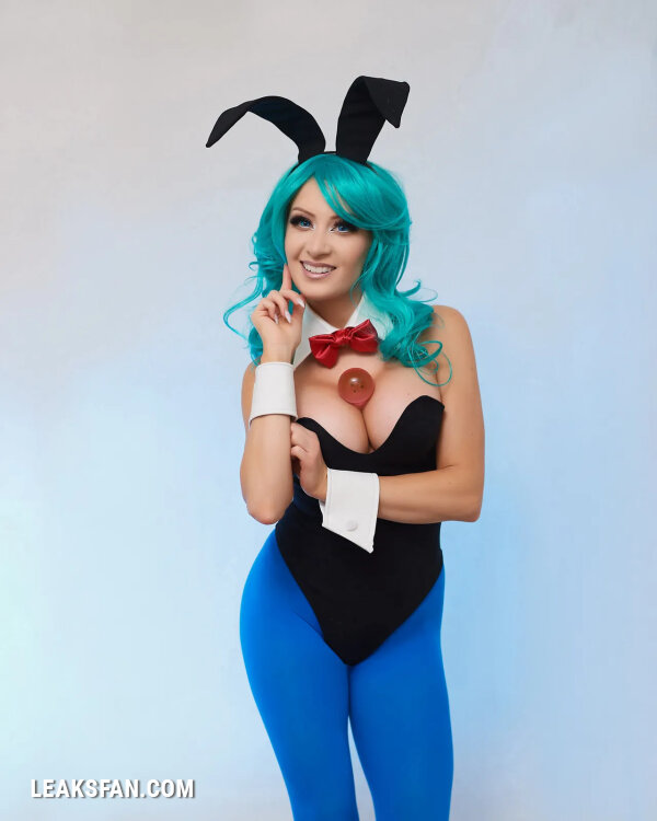 Kate Sarkissian - Bunny Bulma - 1