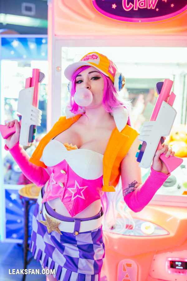 Kayla Erin - Arcade Miss Fortune - 1